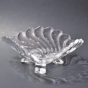 Vintage Clear Glass Three Footed Glass Bowl Triangle Shaped Candy Dish Swirl Wave PanchosPorch