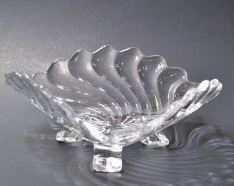 Vintage Clear Glass Three Footed Glass Bowl Triangle Shaped Candy Dish Swirl Wave PanchosPorch