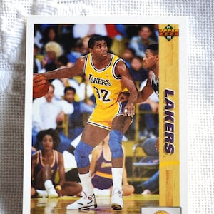 Carte de basket-ball MAGIC JOHNSON 1992 Upper Deck No 45 Lakers NBA souvenirs de sport vintage à collectionner PanchosPorch