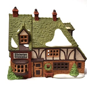Vintage Nicholas Nickleby Cottage Lighted Building Department 56 Dickens Village Series Holiday Decor