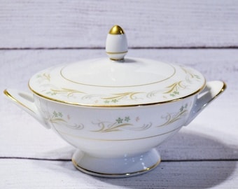 Vintage Sango Belaire Sugar Bowl Delicate Green Floral Gray Scrolls Pattern 349 Japan Panchosporch