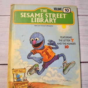 Vintage Sesame Street Library Book: Volume 10, Jim Henson Muppets