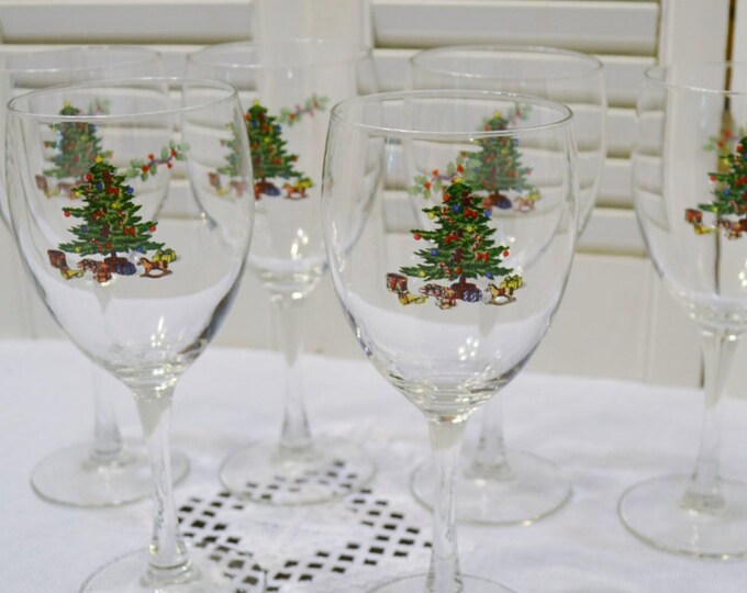 Vintage Wine Glass Set of 6 Christmas Tree Design Holiday Etsy