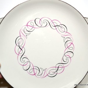 Vintage Park Lane Dinner Plates (Set of 3): Pink Gray Swirl, Mid Century Mod