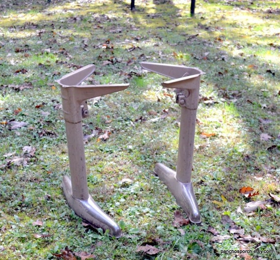 Old metal 2024 table legs