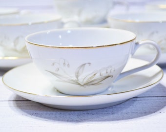 Vintage Golden Rhapsody Cup and Saucer Set(4): Kaysons Mid-Century Dinnerware