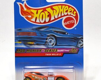 Coche Hot Wheels Twin Mill II - Serie Dark Rider 2/5, Escala 1:64, Color Negro