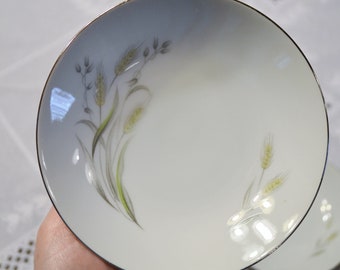 Vintage Gamble Imports Golden Wheat Fruit Bowl Set of 4 White Gray Japan Replacements PanchosPorch