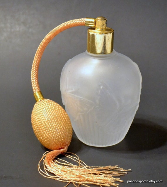 7,000+ Glass Perfume Bottle Pictures