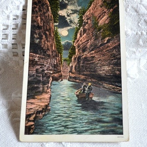 Carte postale vintage NEW YORK Chasm Flume by Night Boat Rocks Carte postale souvenir de l'eau Souvenirs en papier Ephemera PanchosPorch