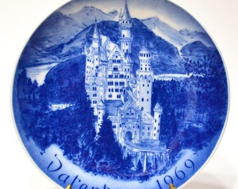 Vintage 1969 Father's Day Plate: Neuschwanstein Castle, Bareuther Bavaria Germany