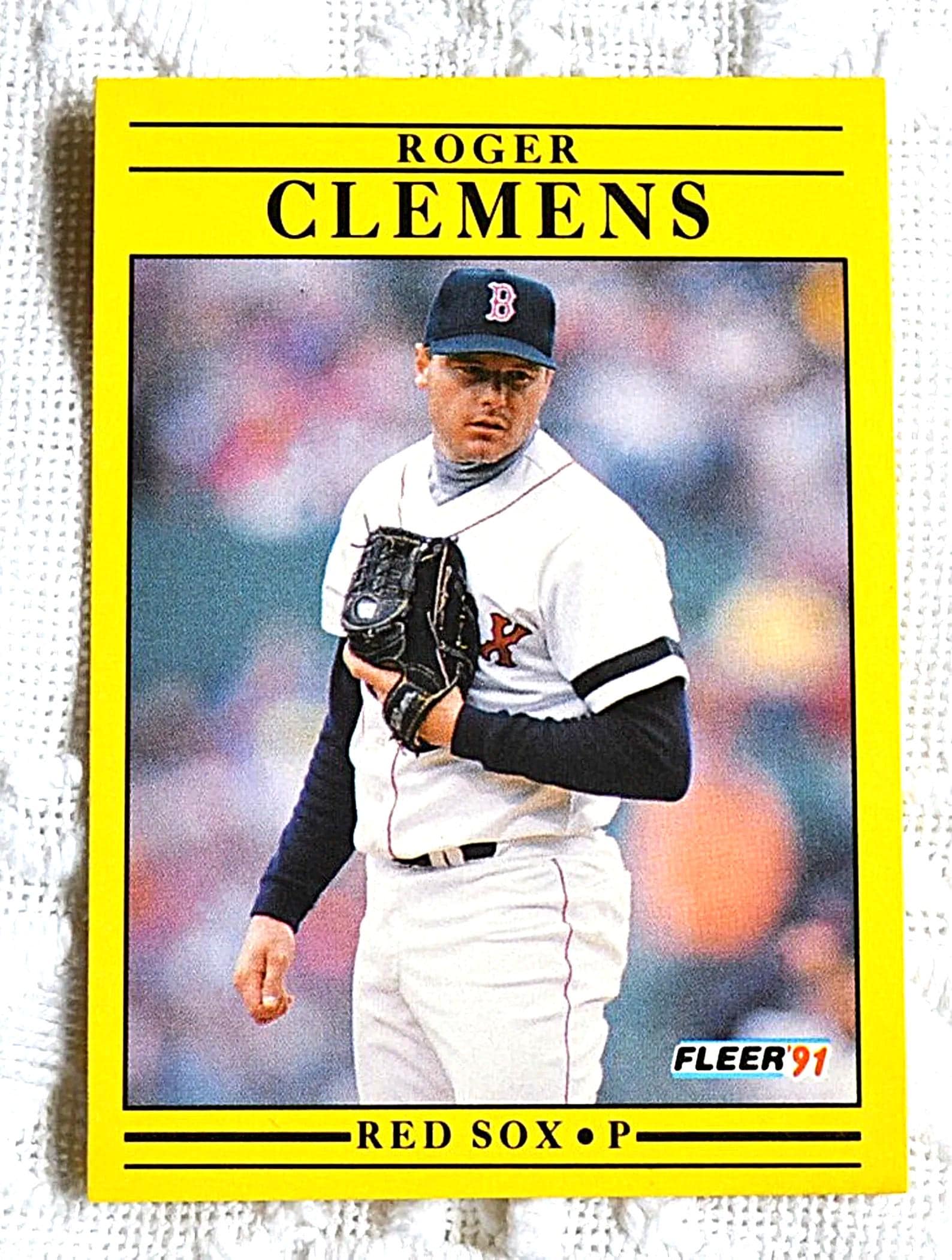 Roger Clemens 1991 Fleer Baseball Card - Boston Red Sox Vintage