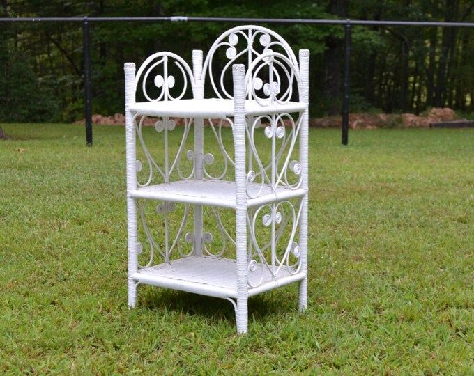 Vintage White Wicker Shelf Unit Shabby Cottage Decor Panchosporch Etsy