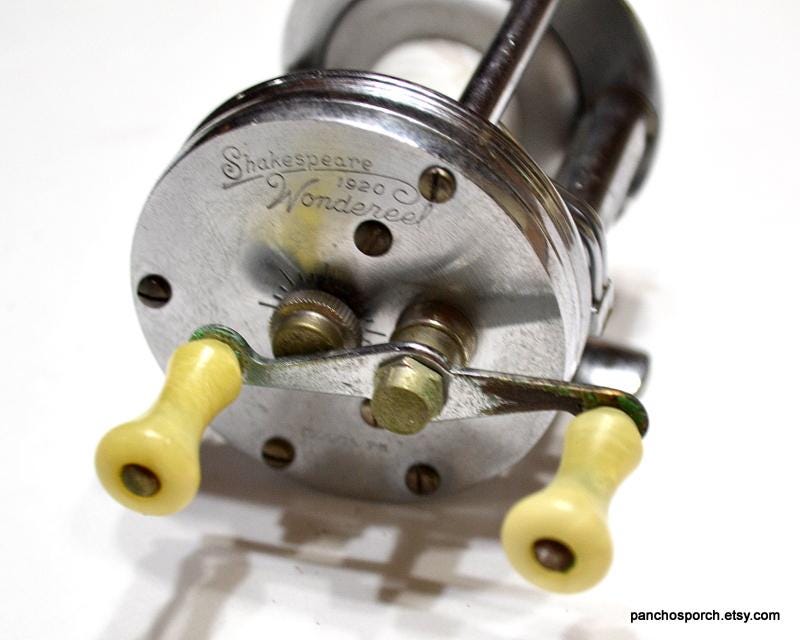 Vintage SHAKESPEARE Wondereel Fishing Reel: 1920 Model PK, USA