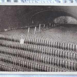 vintage Carte postale France Bouteilles de vin à maturation lente Noir Blanc Original Souvenir Vacances Momento Papier Ephemera PanchosPorch