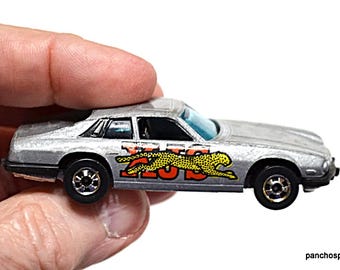 Vintage 1977 Hot Wheels Jaguar XJS Diecast Car - Gray Silver Toy