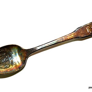 Vintage MASSACHUSETTS Collector Spoon Bicentennial 1776 1976 Tarnished Silver Plate Teaspoon Franklin Mint International PanchosPorch