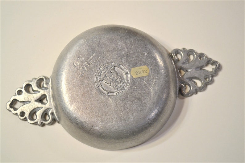 Vintage Wilton Pewter Porridge Bowl Double Handles Trinket Candy Dish Bicentennial Seal PanchosPorch