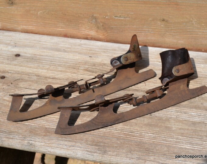 Vintage Metal Ice Skates Clamp on Style Rusty Metal Skates Winter Decor