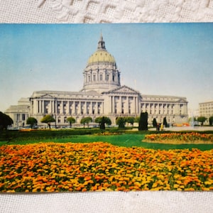 Vintage San Francisco City Hall Postcard - California Souvenir