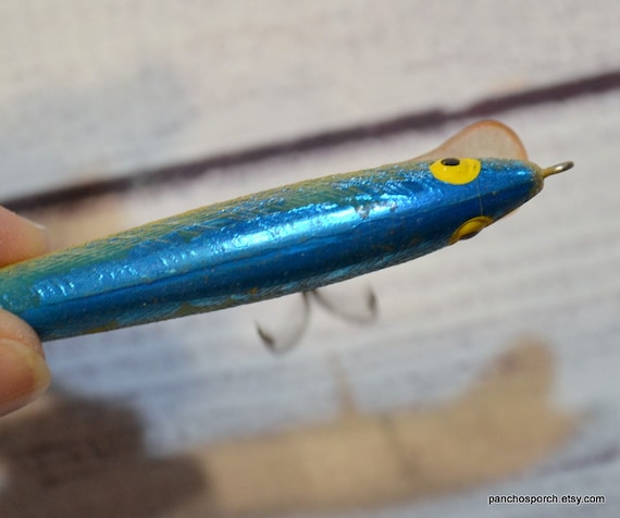 Vintage Rebel Fishing Lure Blue Shiny Shimmering Minnow Fish Bait With  Hooks Rustic Rusty Hooks Craft Supply Panchosporch 