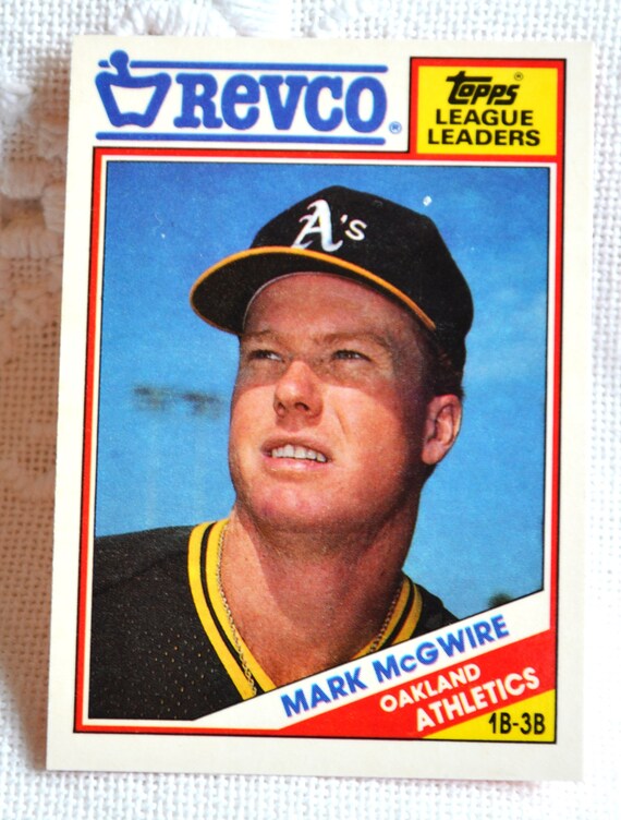 MARK MCGWIRE 17 Baseball Card 1988 Topps Revco Trading Card