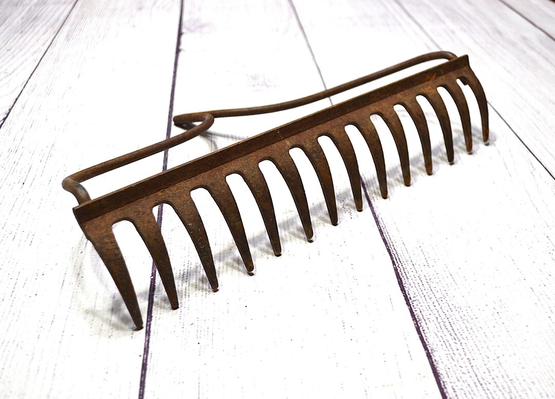 Winery Rake Vintage Metal Rake Head Wall Decor: Rustic Garden Tool Wine Glass ...