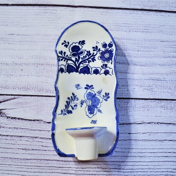 Vintage Blue White Ceramic Candle Holder Sconce Wall pocket Floral Delft Wall Decor Unmarked Panchosporch