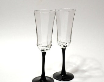 Vintage OCTIME CHAMPAGNE Glass Set of 2 Black Stem Clear Bowl Flute Toasting Glasses Arcoroc Luminarc Stemware Barware France PanchosPorch