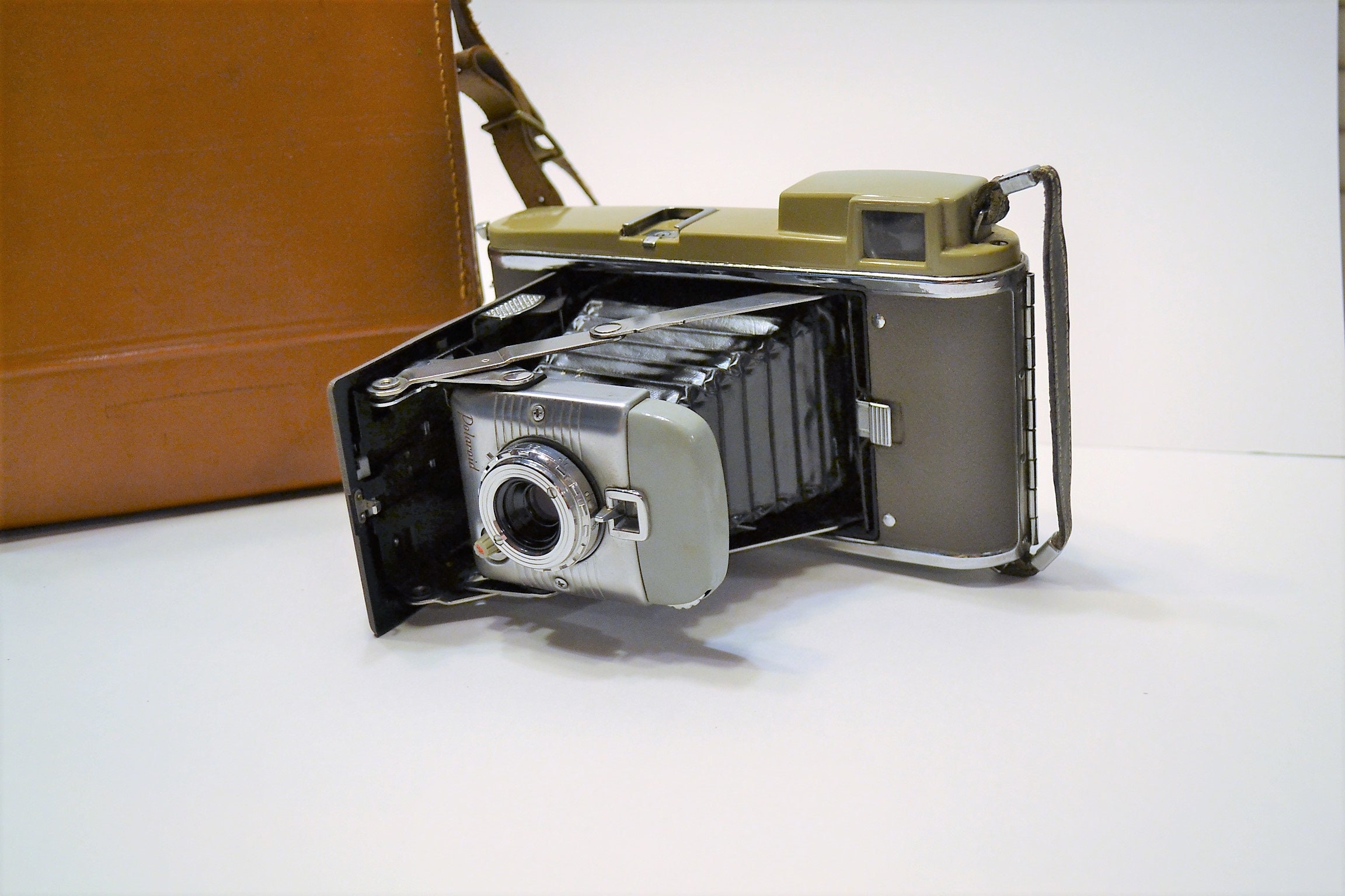 Vintage Polaroid Land Camera Model 80 with Leather Carry