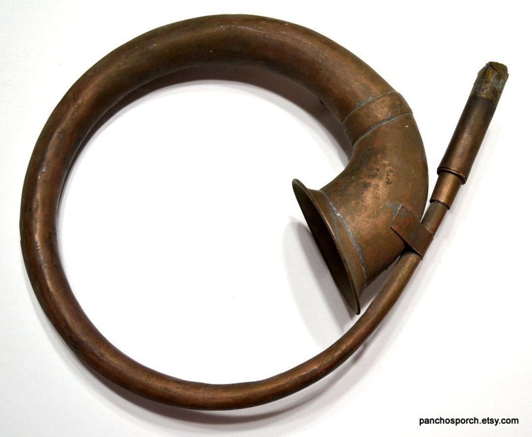 Vintage Brass Automobile Horn Circular Aged Brass Trumpet Car Horn