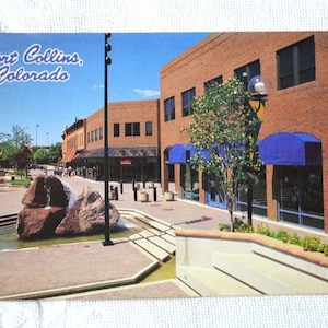 Carte postale vintage COLORADO Fort Collins Town Square Americana Road Trip Carte postale souvenirs Souvenirs de papier publicitaire Ephemera PanchosPorch