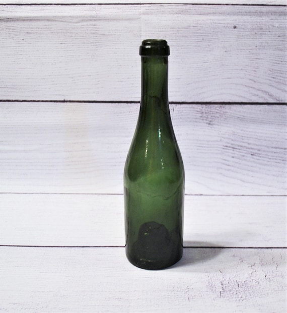 花瓶・フラワースタンド VINTAGE GREEN BOTTLE FROM WINE ORIGINAL 花瓶・フラワースタンド VINTAGE GREEN BOTTLE FROM WINE