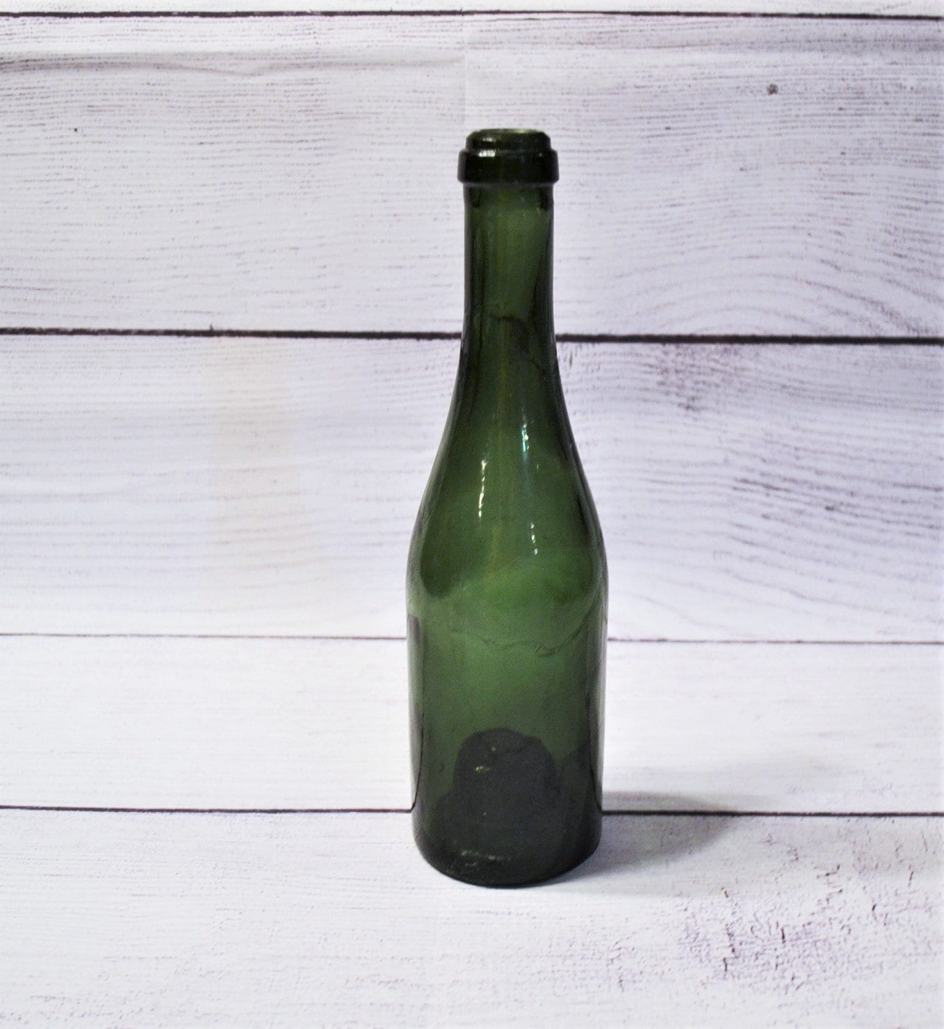 Vintage Dark Green Glass Wine Bottle: Swirl Design, Cork Top