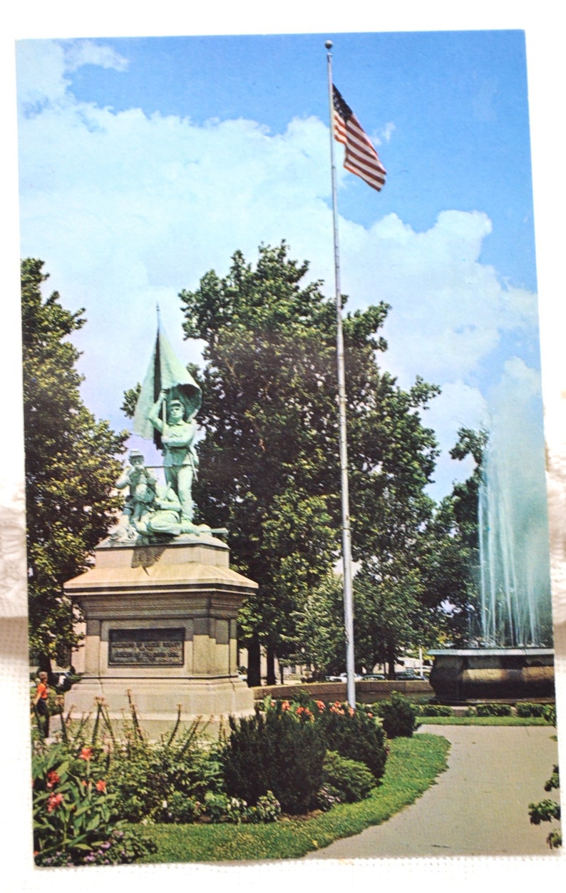Vintage ILLINOIS Postcard Monument Fountain Decatur Americana Post Card ...