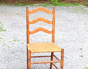 Vintage Ladderback Chair: Woven Seat, Rustic Farmhouse Style