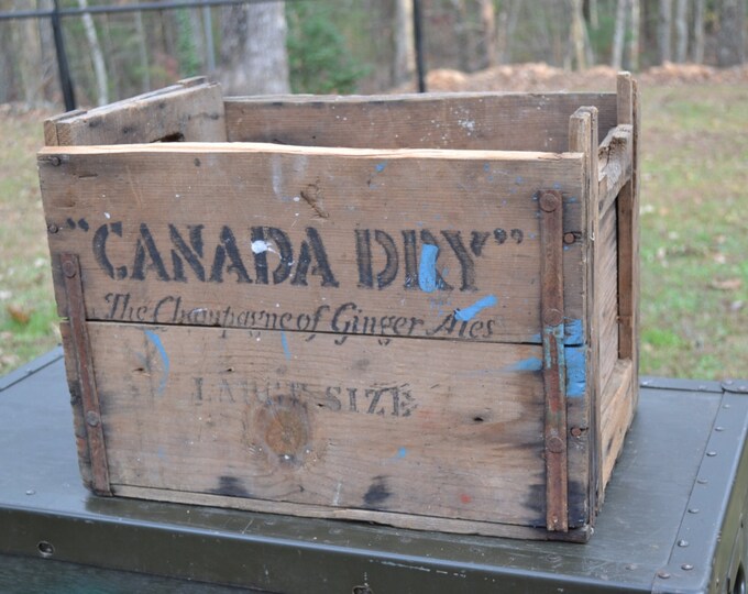 Vintage Canada Dry Wooden Crate Ginger Ale Rustic Storage Etsy
