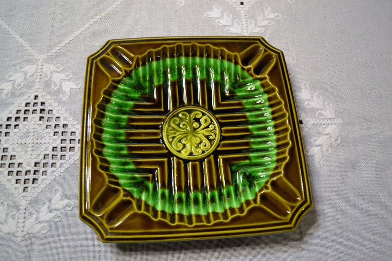 Retro Ceramic Ashtray Avocado Green Vintage Decor Japan PanchosPorch