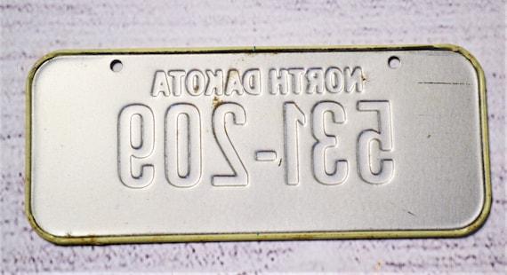 Vintage Mini License Plate North Dakota ND 1981 Souvenir Collectible Small Tin Tag PanchosPorch