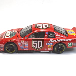 BUDWEISER #50 NASCAR Diecast Car Bank (1:24 Scale) Louie the Lizard 1998