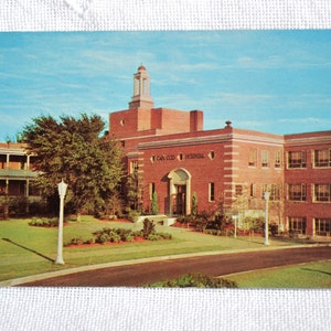vintage MASSACHUSETTS Carte postale Cape Cod Hospital Hyannis Souvenir Carte postale Souvenirs Papier publicitaire Éphémère PanchosPorch