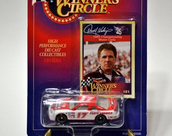 Vintage DARRELL WALTRIP 17 Diecast Car 1/64 Scale 1997 Trading Card Stock Car Winners Circle Racing Champion NASCAR Memorabilia Panchosporch