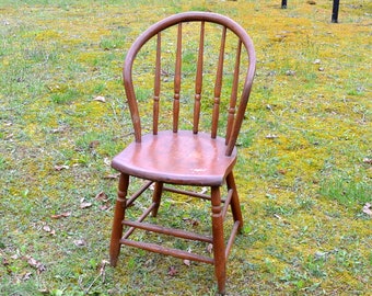 Vintage Wooden Chair Curved Spindle Back Dining Desk Chair Farmhouse Cottage Furniture Original FInish Rescued Furniture PanchosPorch