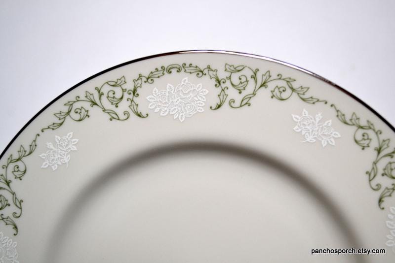 Vintage Pickard CAMEO Salad Plate Green White Floral Platinum Rim Elegant Dining Hand Decorated USA PanchosPorch