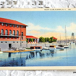 Carte postale vintage NEW YORK Albany Yacht Club Landmark Boats Carte postale souvenir d'eau Souvenirs en papier Ephemera PanchosPorch