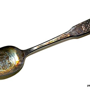 Vintage NEW YORK Collector Spoon Bicentennial 1776 1976 Tarnished Silver Plate Teaspoon Franklin Mint International PanchosPorch