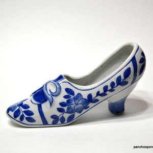 Vintage SEYMOUR MANN China Blue Shoe Planter Vase Blue White Floral Porcelain High Heel Shoe Knick Knack Shelf Decor PanchosPorch