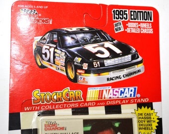 Vintage RUSTY WALLACE No 2 Diecast Car 1/64 Scale 1995