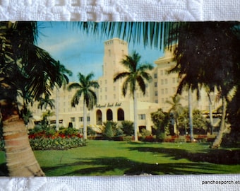 Vintage Hollywood Beach Hotel Postcard: Florida Travel Souvenir
