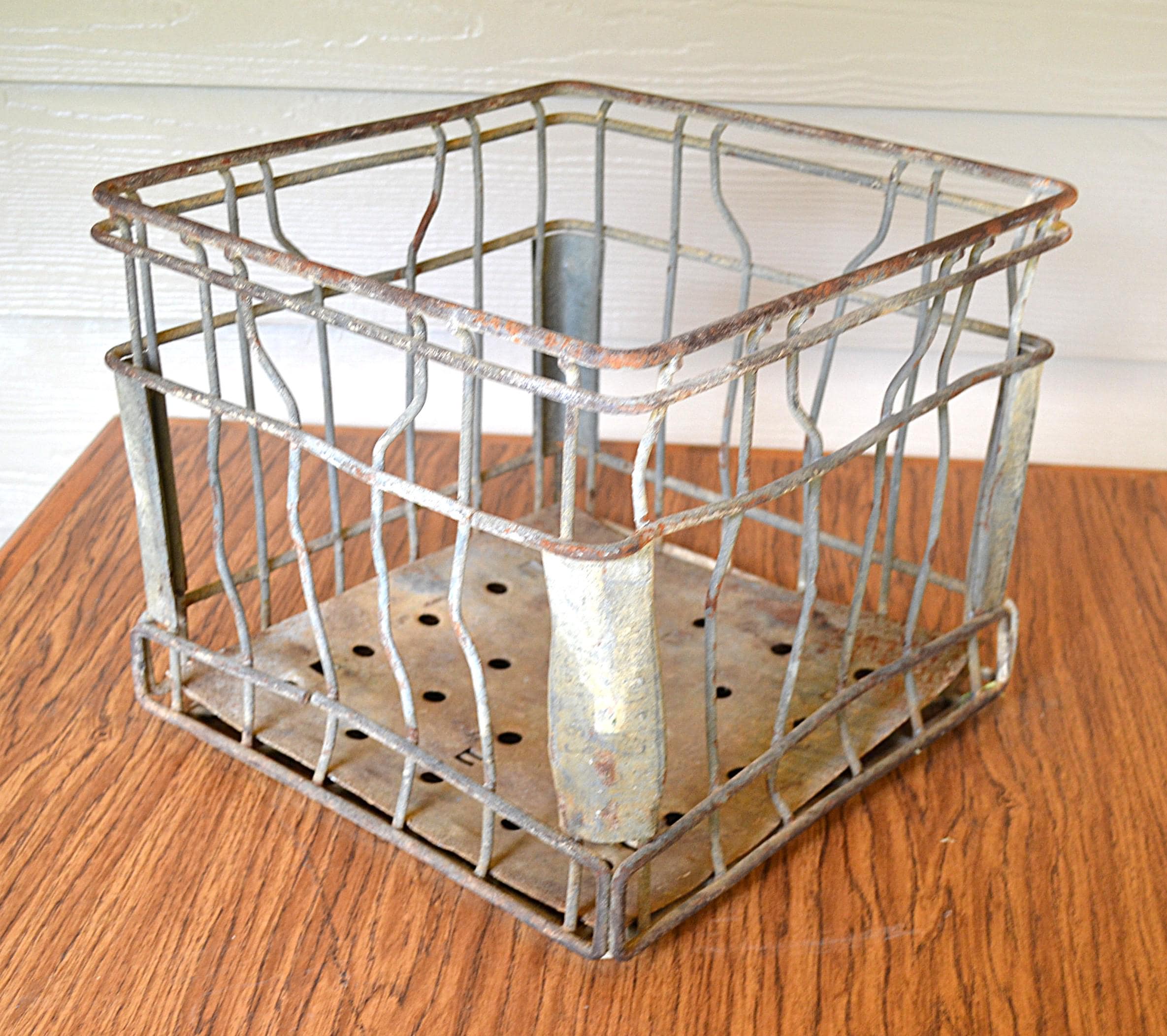 ミルククレート ヴィンテージ 60s オリジナル FRP 1960s Milk Crate - Etsy